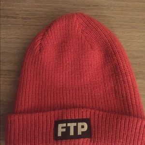 FTP Beanie *MAGENTA*